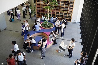 image2.jpg