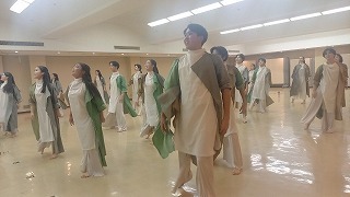 image2.jpg