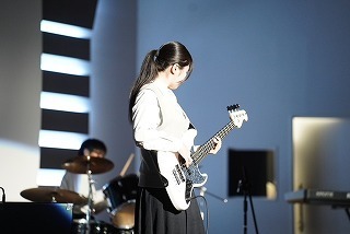 image2.jpg