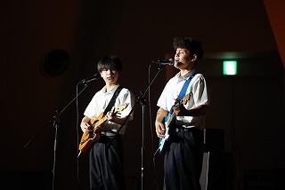 image3.jpg