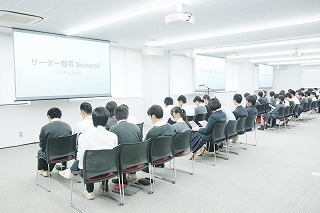 leader (1).jpg