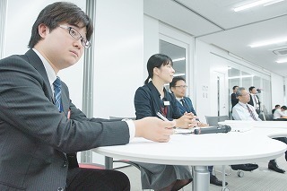 leader (22).jpg